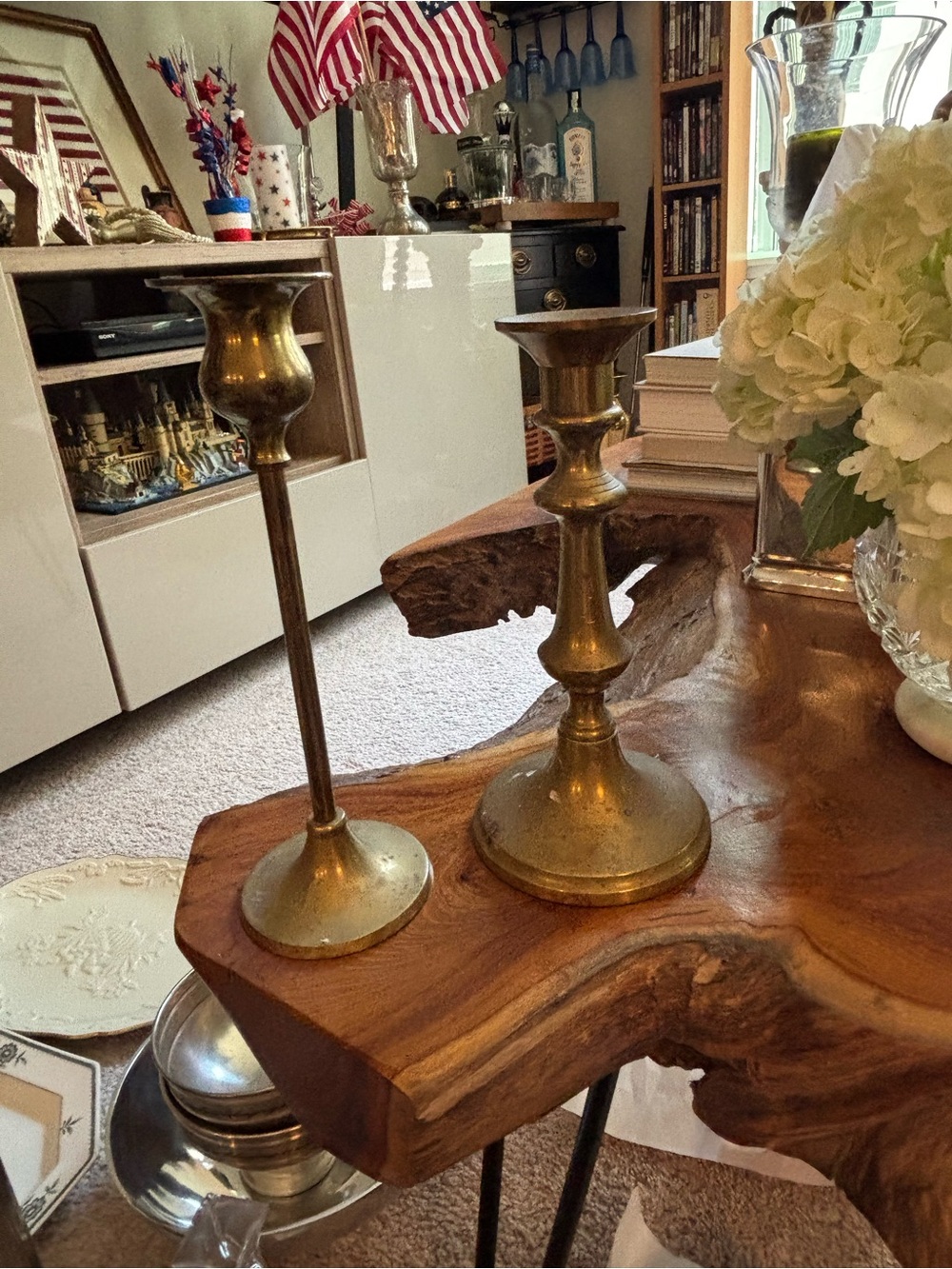 Vintage Eclectic Brass-plated Taper Candle Holders (Set of 2)